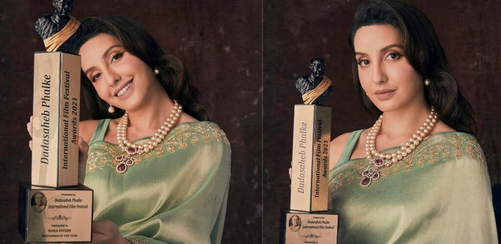Nora Fatehi gets a CRITIC Award for BEST PERFORMER OF THE YEAR, thanks to fans...