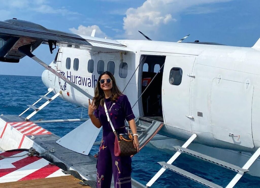 Hina Khan is in VACAY mode with beau Rocky, SEE PHOTOS.
