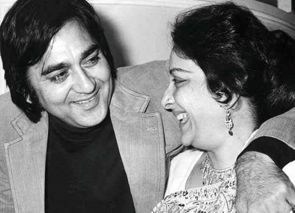 Sanjay Dutt shares UNSEEN PHOTO of Sunil Dutt and Nargis on their marriage anniversary.