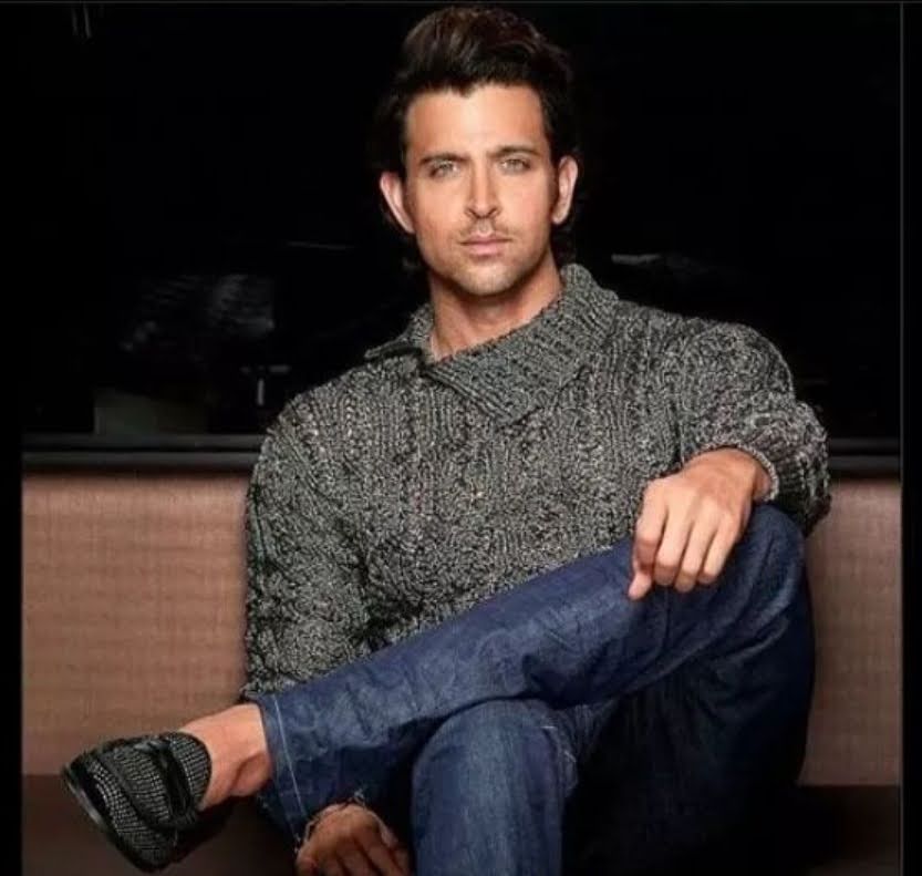 How much does Hrithik Roshan get for the DNA Mein Dance song?