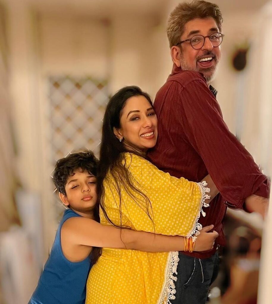 Rupali Ganguly has how many children in real life?