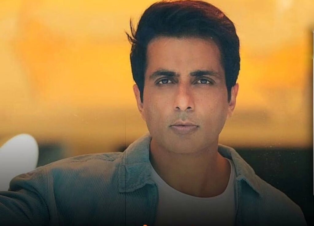 How much Sonu Sood will charge for hosting MTV Roadies 2022?